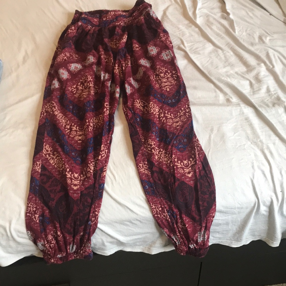 Flowy pants- semi fitted